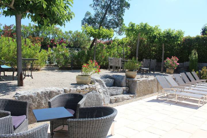 Villa pour 8 personnes, avec balcon ainsi que piscine et jardin à Vallon-Pont-d'Arc - 3