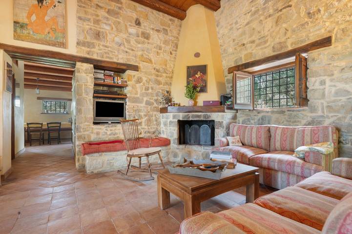 Casa Degli Ulivi con vista mare e Wi-Fi in Collesano, Provincia di Palermo