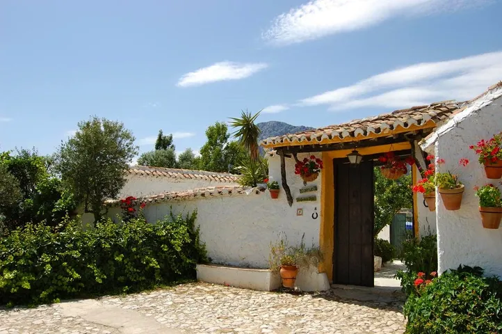 Chalet para 10 personas, con jardín además de vistas y piscina, Se admiten mascotas - 1