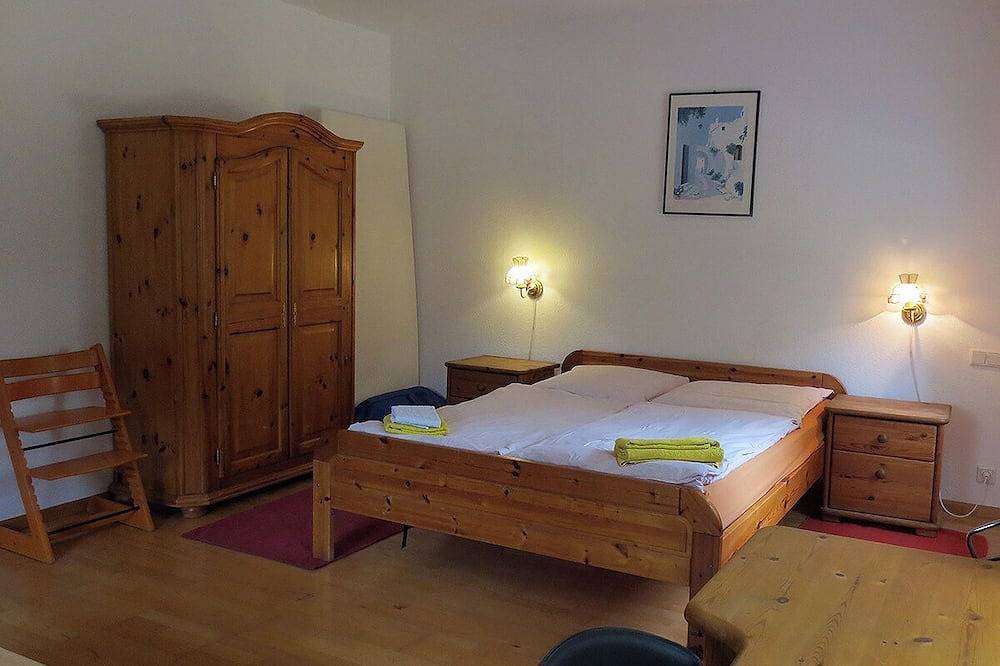 Ganze Wohnung, Ferienwohnung im alten Winzerhaus, 55qm, 1 Schlafzimmer, max. 4 Personen in Oberrotweil, Vogtsburg im Kaiserstuhl