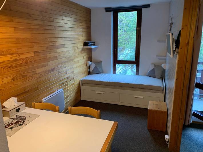 Apartamento entero, Apartamento 'Le refuge des 3 gamelles' con vistas a la montaña y balcón in La Plagne, La Plagne-Tarentaise