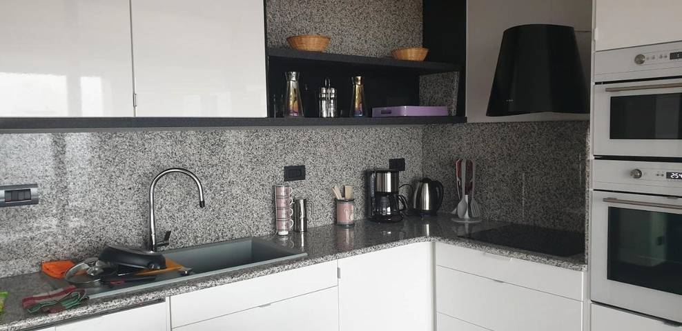 Gîte pour 5 personnes, avec vue et balcon à Ulassai - 4