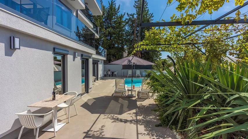 Ferienwohnung für 3 Personen, mit Balkon und Terrasse sowie Pool in Crikvenica - 2