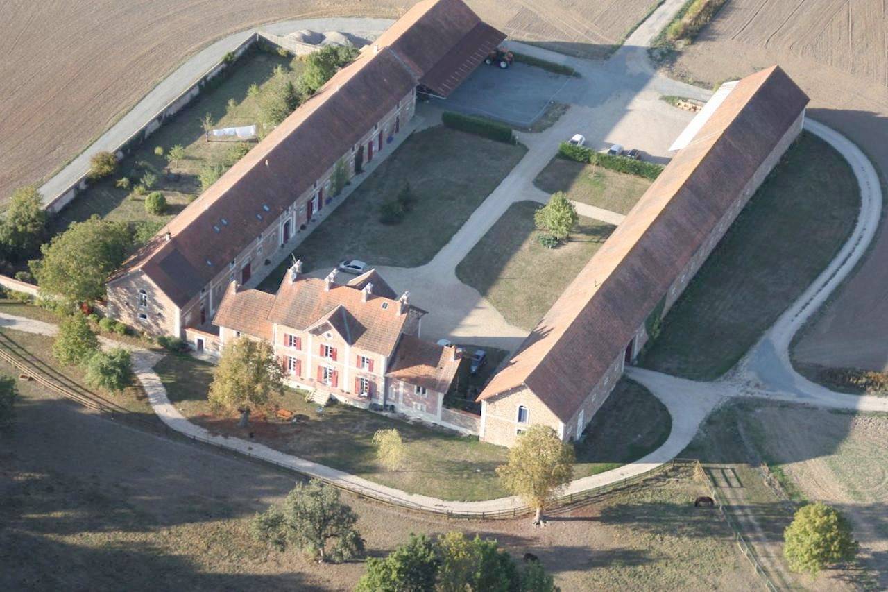 Ferme d'Orsonville in Villiers-en-Bière, Parc naturel régional du Gâtinais français
