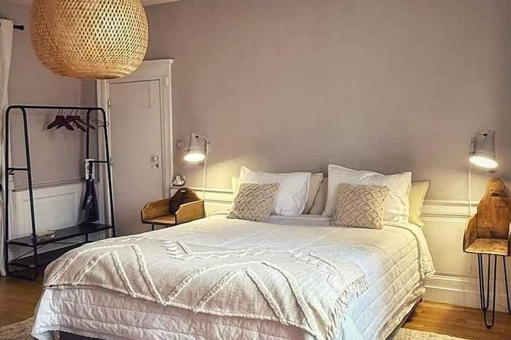 Appartement entier, Grande Lavandières (chambre double, espace à vivre et coin cuisine) in Limoges, Région de Limoges