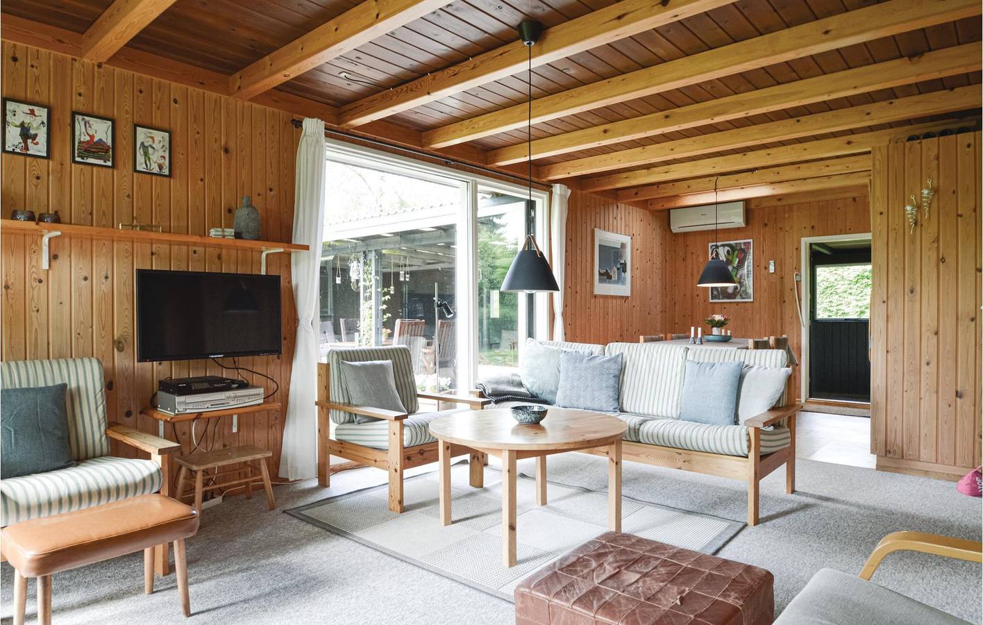 Ferienhaus für 4 Personen mit Terrasse in Hvalpsund, Farsø