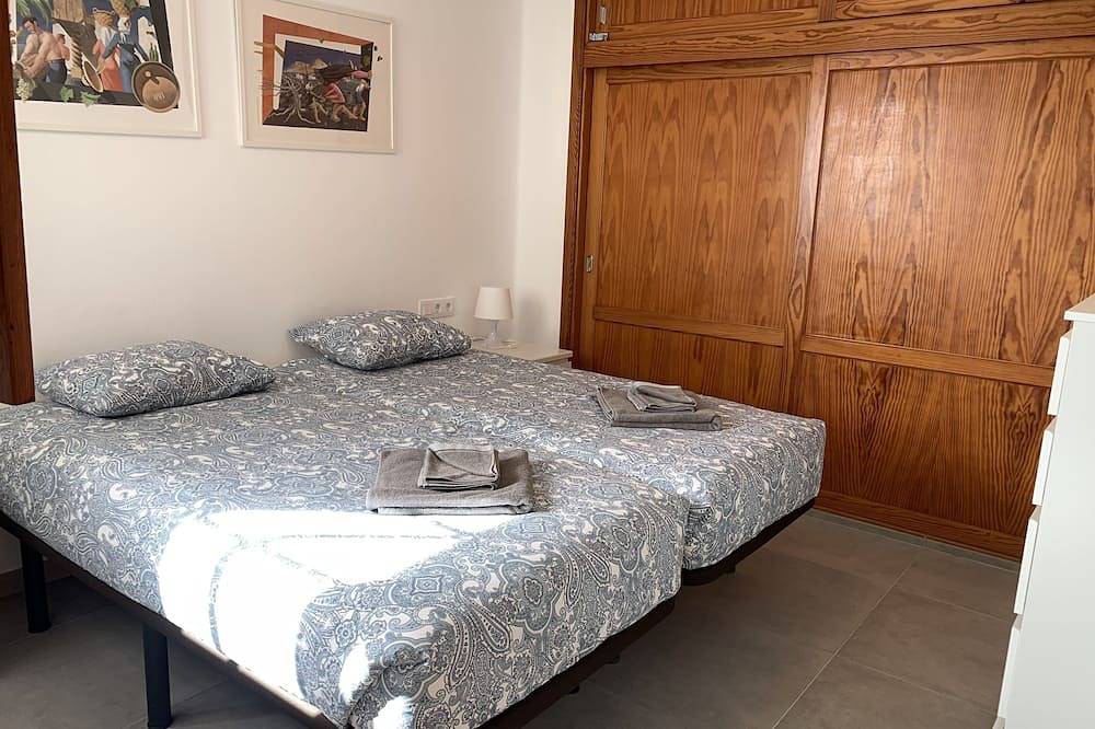 Apartamento entero, Frontline 2 bedroom apartment in Puerto del Carmen, Tías