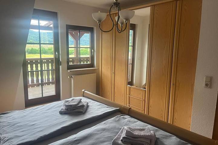 Ganze Wohnung, Ferienwohnung mit Ponyhof 🐴🐶🐓 in Affoldern, Edertal