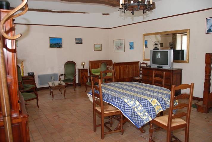 Location de vacances pour 7 personnes, avec jardin à Jugon-les-Lacs - 2