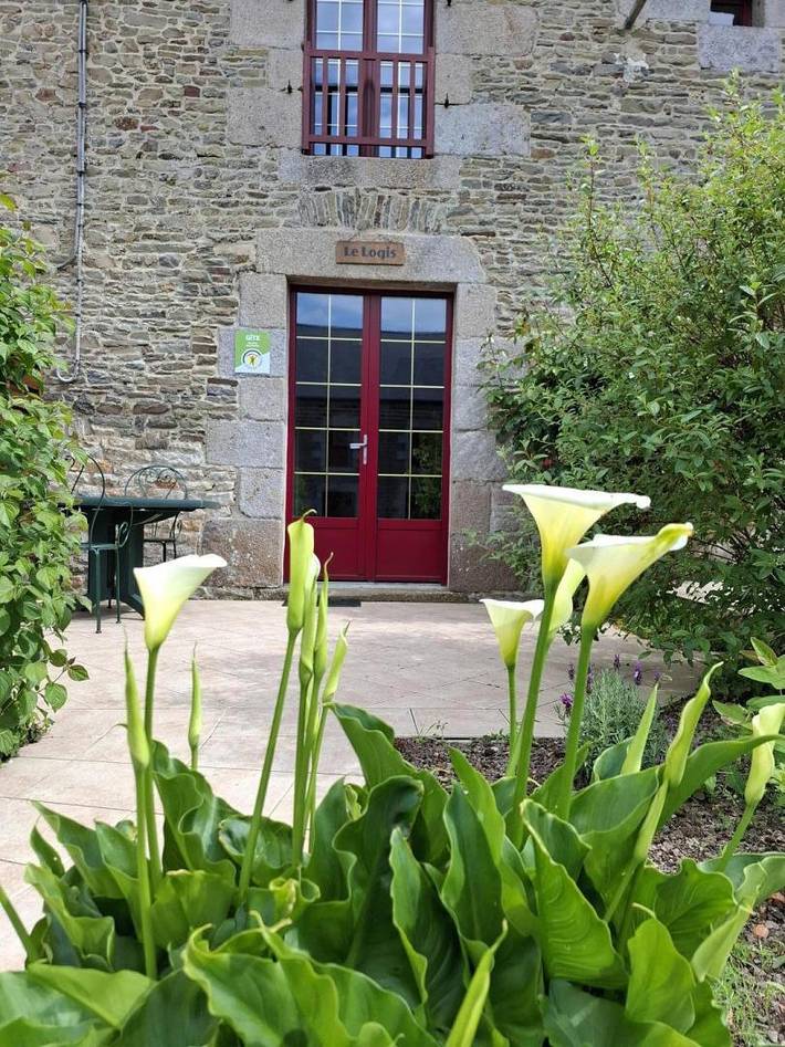 Gîte pour 2 personnes, avec jardin