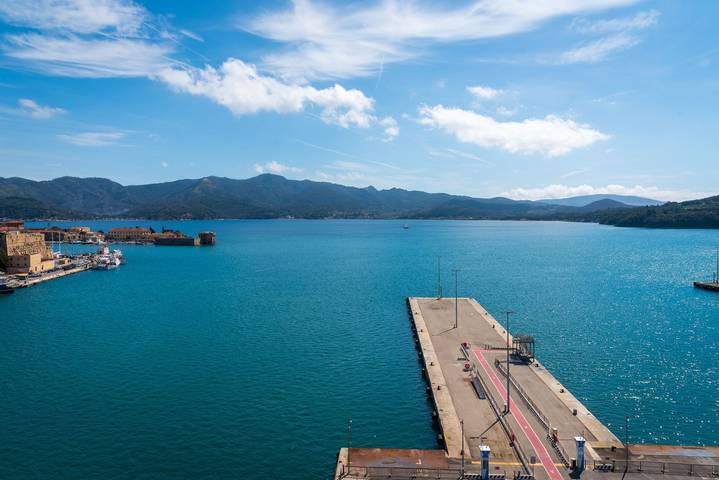 Appartement de vacances entier, Appartement de vacances pour 3 personnes avec terrasse in Portoferraio, Archipel toscan