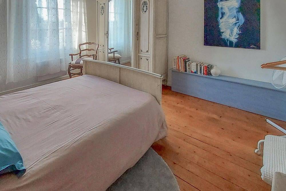 Beautiful home in Carpentras with Wifi in Carpentras, Vaucluse