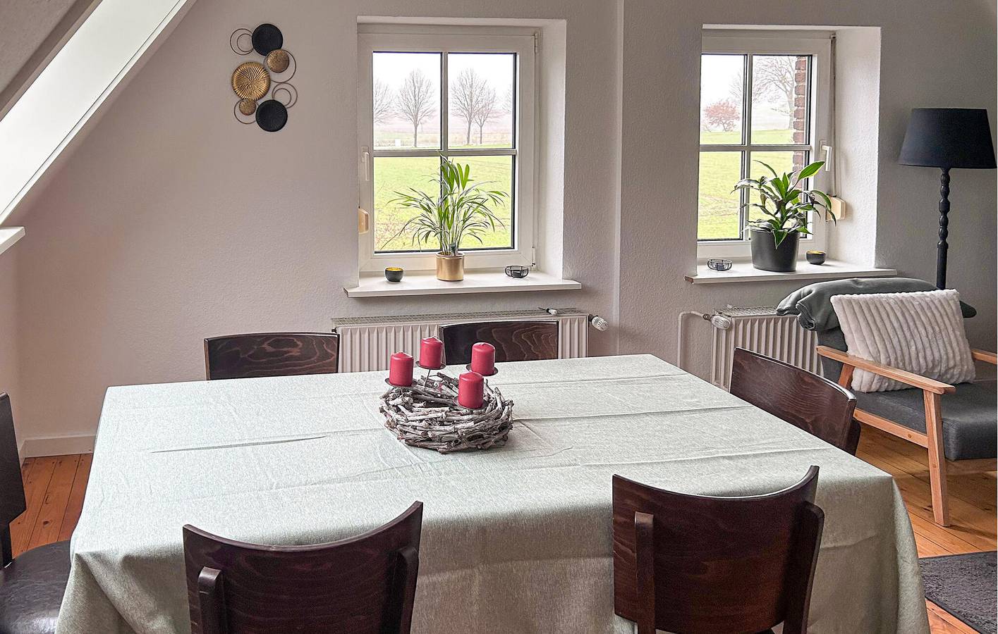 Gemütliche 75 m² große Wohnung mit Terrasse, Parkplatz und 500 m Entfernung zum Strand in Bad Oldesloe, Kreis Stormarn