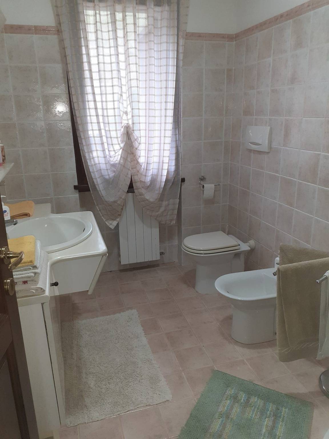 Room 'Matrimoniale Con Terrazzo Condiviso' with Lake View, Shared Terrace and Wi-Fi in Oscheri, Olbia-Tempio