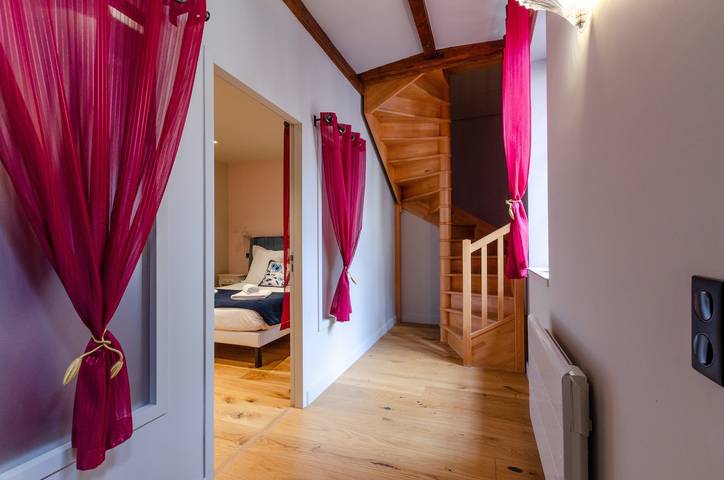 Chambre d’hôte pour 10 personnes, avec jardin, animaux acceptés en Savoie - 3