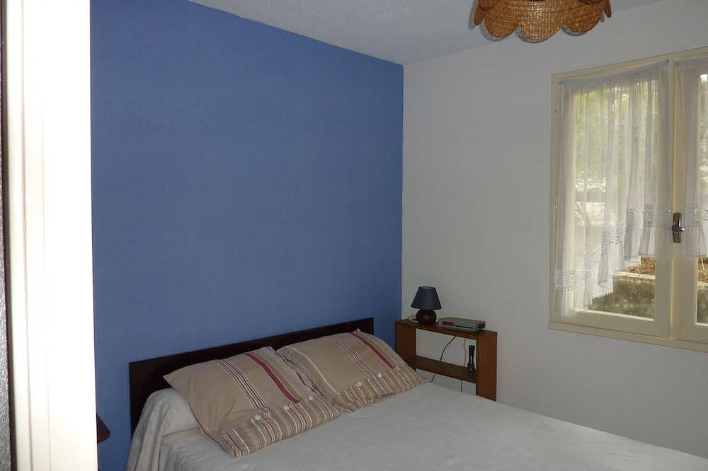 Maison au calme à 7 minutes à pied des plages  (location d’une semaine minimum) in Meschers-sur-Gironde, Région de Rochefort