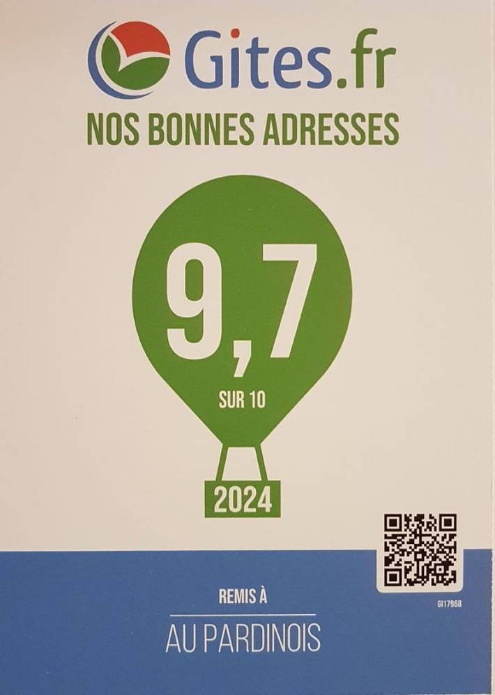 Gîte pour 8 personnes, avec jardin et terrasse dans le Puy-de-Dôme - 4