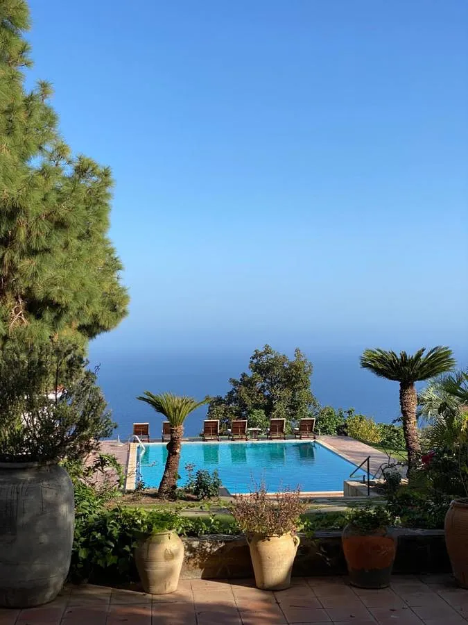 Apartamento de vacaciones para 2 personas, con vistas además de terraza y piscina - 1