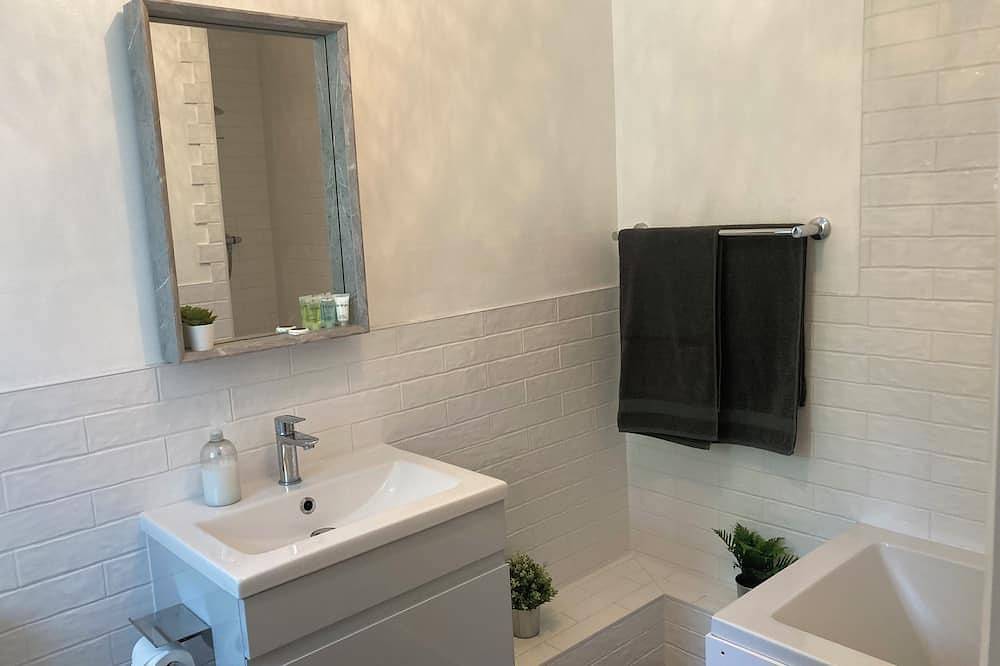Self Contained Annex has Everything Needed for a Comfortable and Luxurious Stay in Oxfordshire