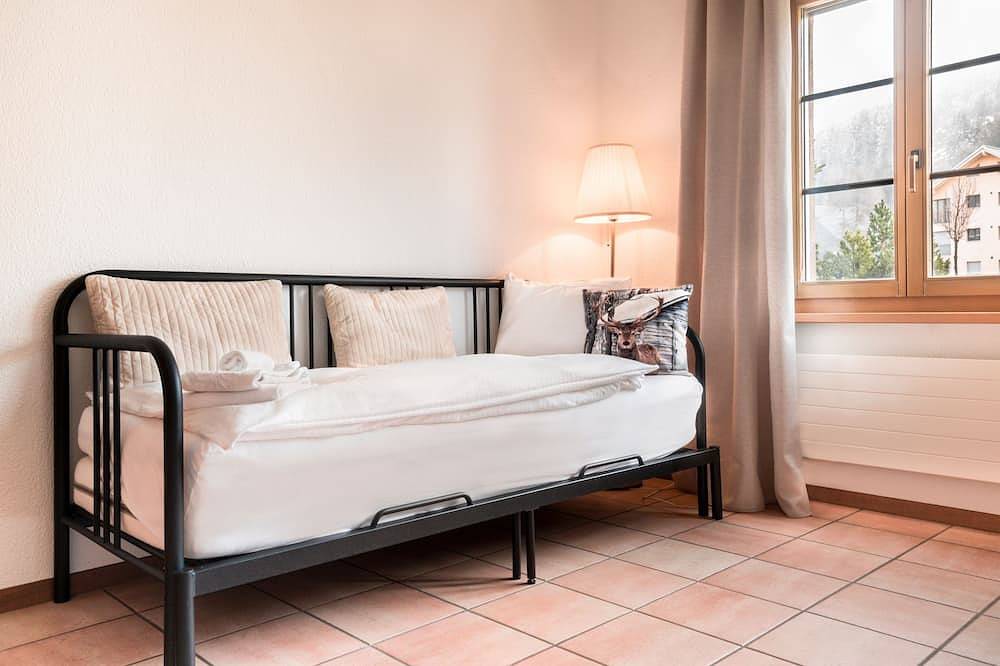 Ganze Wohnung, Little Gemsstock Apartment, small oasis 200 meters from the slopes in Andermatt, Skiarena Andermatt-Sedrun