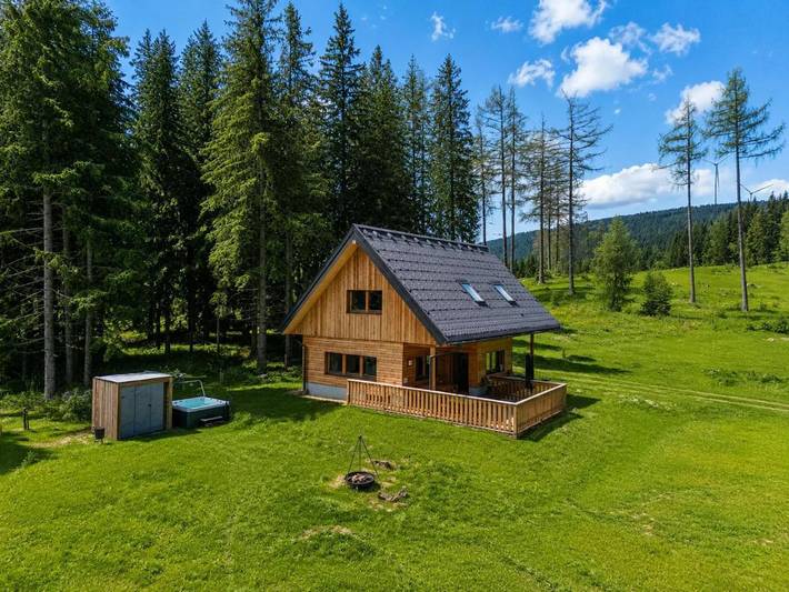 Ferienwohnung für 8 Personen, mit Garten und Ausblick sowie Sauna, mit Haustier