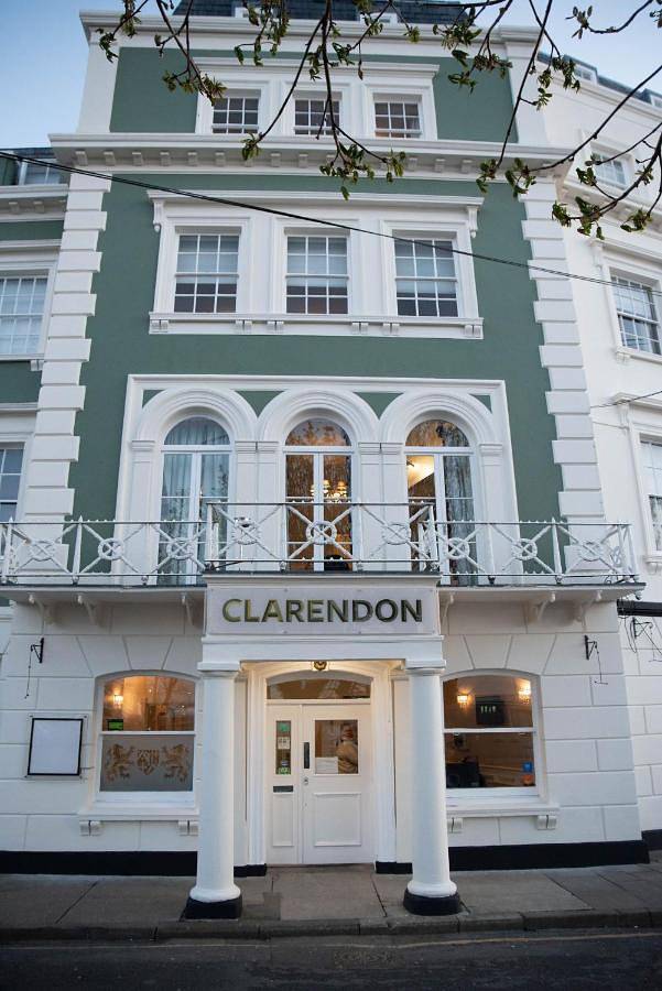 Hôtel pour 2 personnes, avec Terrasse et Jardin dans Gravesend