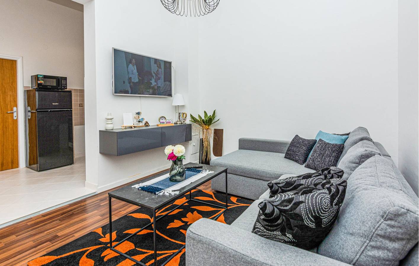 Geheel vakantieappartement, Stijlvol appartement met 2 slaapkamers, wifi, terras en toegang tot het strand in Vir