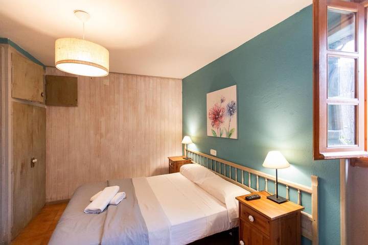 Maison d’hôte pour 3 personnes, avec terrasse et vue dans Casau - 3