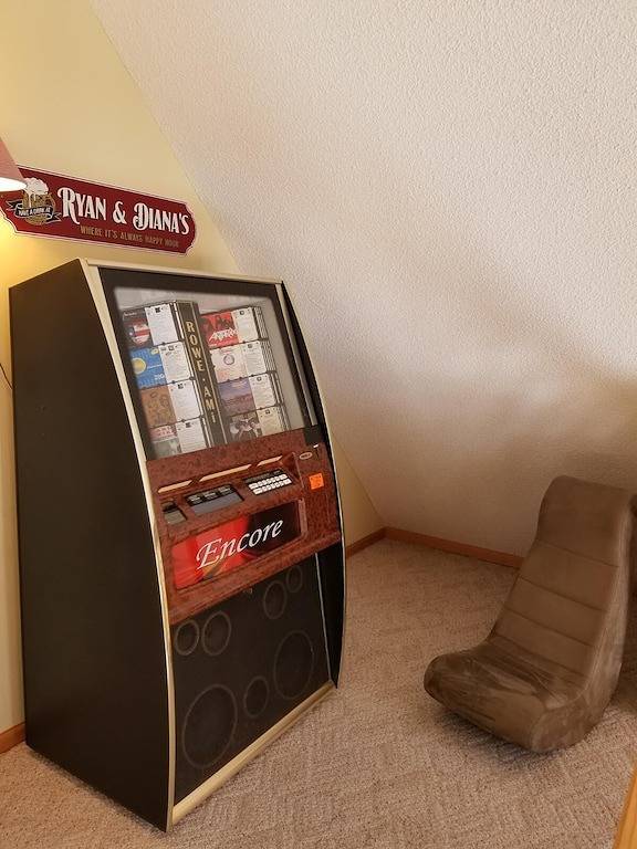 Standort Standort Standort! 3-Bett- / 3-Bad-Kabine in luftigem Punkt am Golfplatz in Breezy Point, Crow Wing County