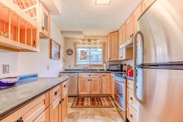 Vacation Apartment for 4 Guests in Moosehead Lake, Maine, Picture 3