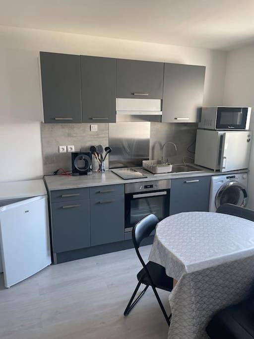 Appartement entier, Charmant appartement avec parking privée in Buxerolles, Vienne (France)