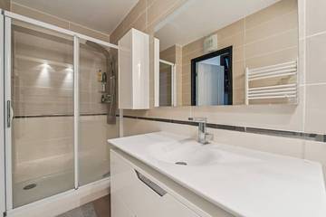 Appartement De Vacances pour 2 Personnes dans Montrouge, Hauts-de-Seine, Photo 4