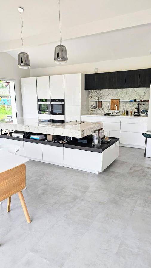 Location de vacances pour 8 personnes, avec jardin ainsi que piscine et vue à Arbonne - 4