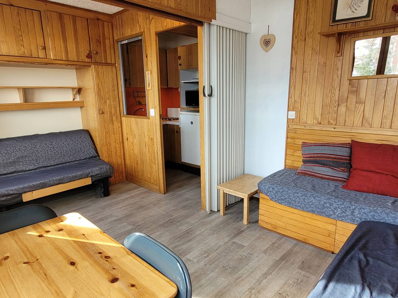 Gehele studio, Central Studio with Mountain View, Ski Locker, and Renovated Bathroom in Plagne Centre, La Plagne-Tarentaise