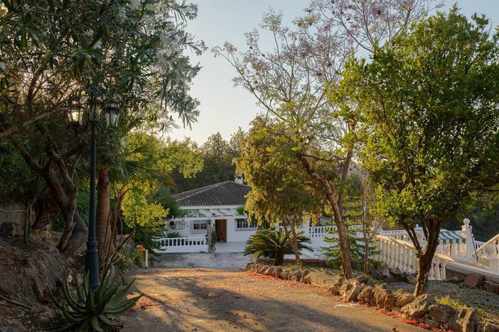 Chalet para 9 personas, con vistas además de jardín y piscina en Ribera Alta (Valencia) - 2