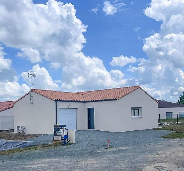 Location de vacances pour 6 personnes, avec terrasse et jardin à La Pommeraie-sur-Sèvre - 4