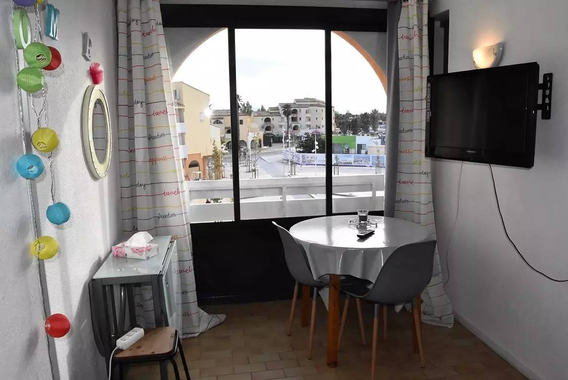 Entire apartment, Appt T2 Cab Or Mezz 6 sleeping accommodations Port Leucate in Port Leucate, Leucate