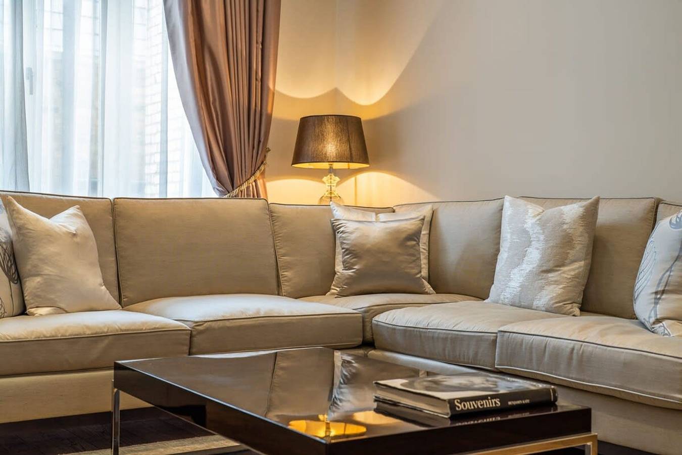 Royal Mayfair Mansion  Luxurious 7-Bedroom villa in Londres, Angleterre du Sud-Est