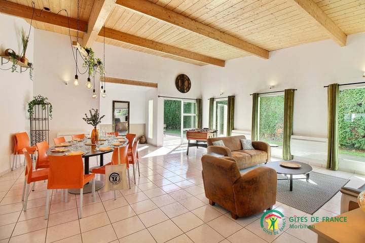 Gîte pour 10 personnes, avec vue et jardin, animaux acceptés à Saint-Congard