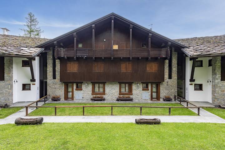 Gîte pour 6 personnes, avec terrasse à Courmayeur - 2