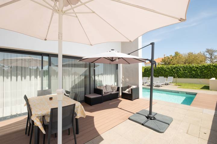 Villa voor 6 personen, met tuin en uitzicht op zee in Praia da Luz