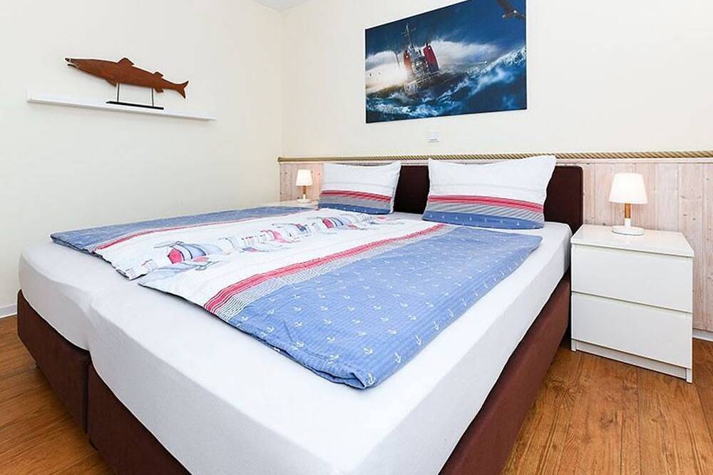 Ganze Wohnung, Ferienwohnung Leif Eriksson - Haus Marenor in Bensersiel, Esens