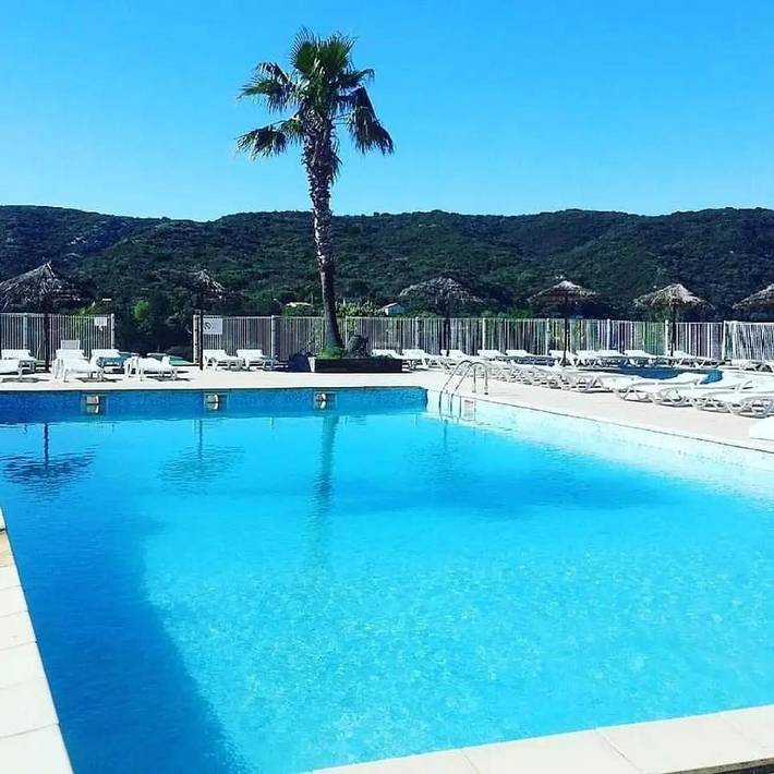 Location de vacances pour 5 personnes, avec Bassin pour enfant et Piscine à Collias - 2