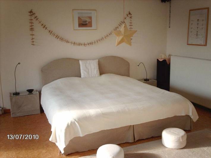 Chambre d’hôte pour 4 personnes, avec Balcon et Terrasse ainsi que Jardin et Piscine à Zedelgem