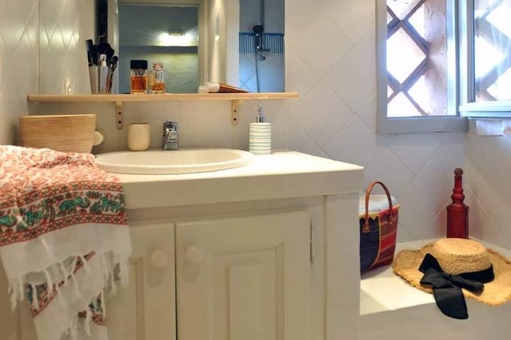 Gîte pour 4 personnes, avec balcon, animaux acceptés dans Plage de Saint Cyprien (Lecci) - 4