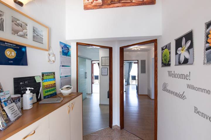 Ferienwohnung für 2 Personen, mit Balkon/Terrasse und Meerblick auf Krk - 4