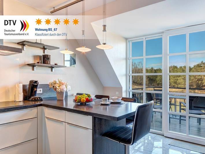 Ferienwohnung für 4 Personen, mit Balkon und Sauna sowie Seeblick in Benz