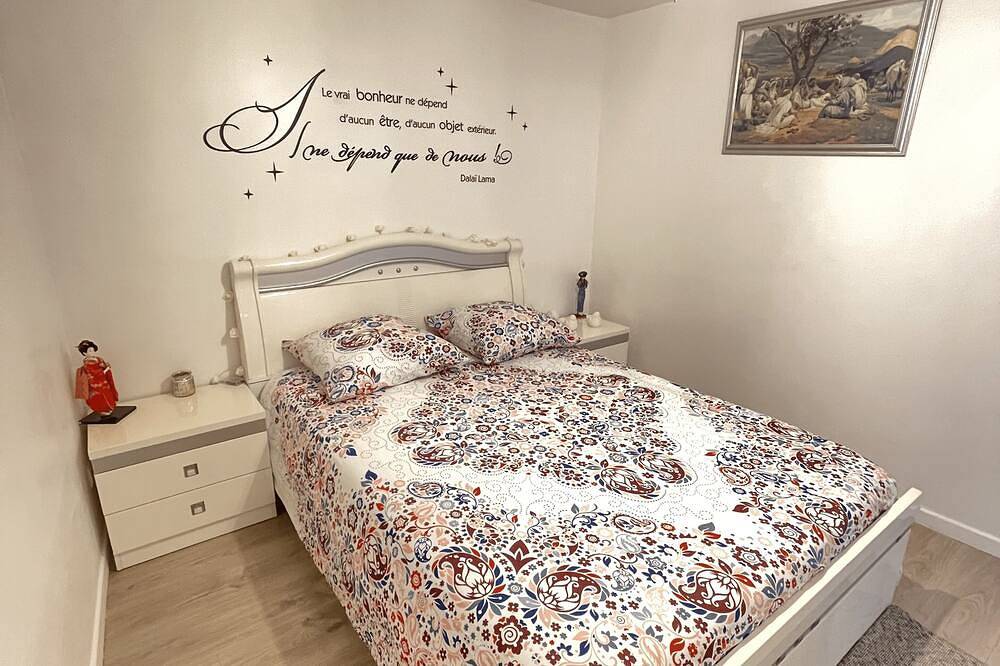 Appartement entier, Beau 2 pièces gare de Bondy à 15 min de Paris in Bondy, Seine-Saint-Denis