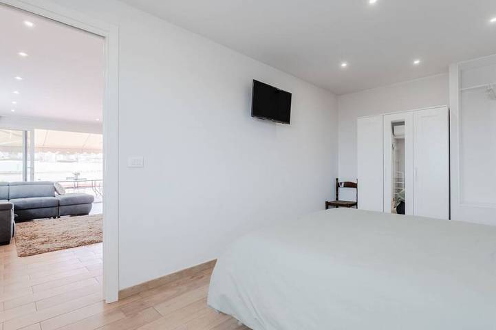 Appartamento intero, GuestHost - Catania Skyview Terrace Urban Escape in Catania, Catania e dintorni