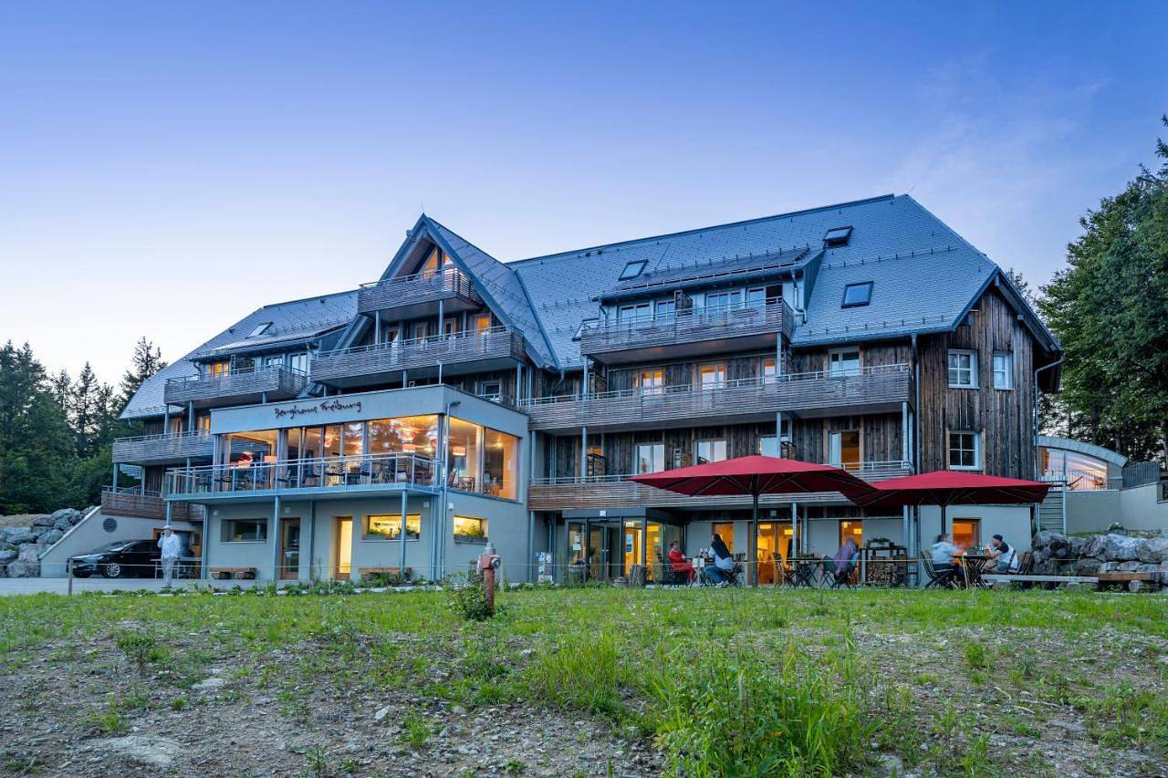 Berghaus Freiburg - Appartement Hotel auf dem Schauinsland in Obermünstertal, Münstertal